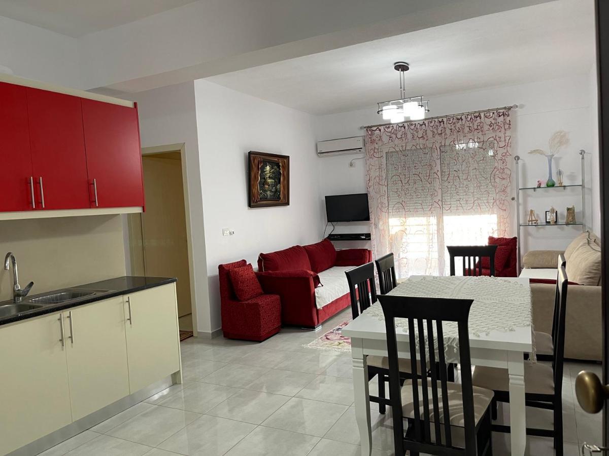 Oni'S Apartments Sarandë Exterior foto